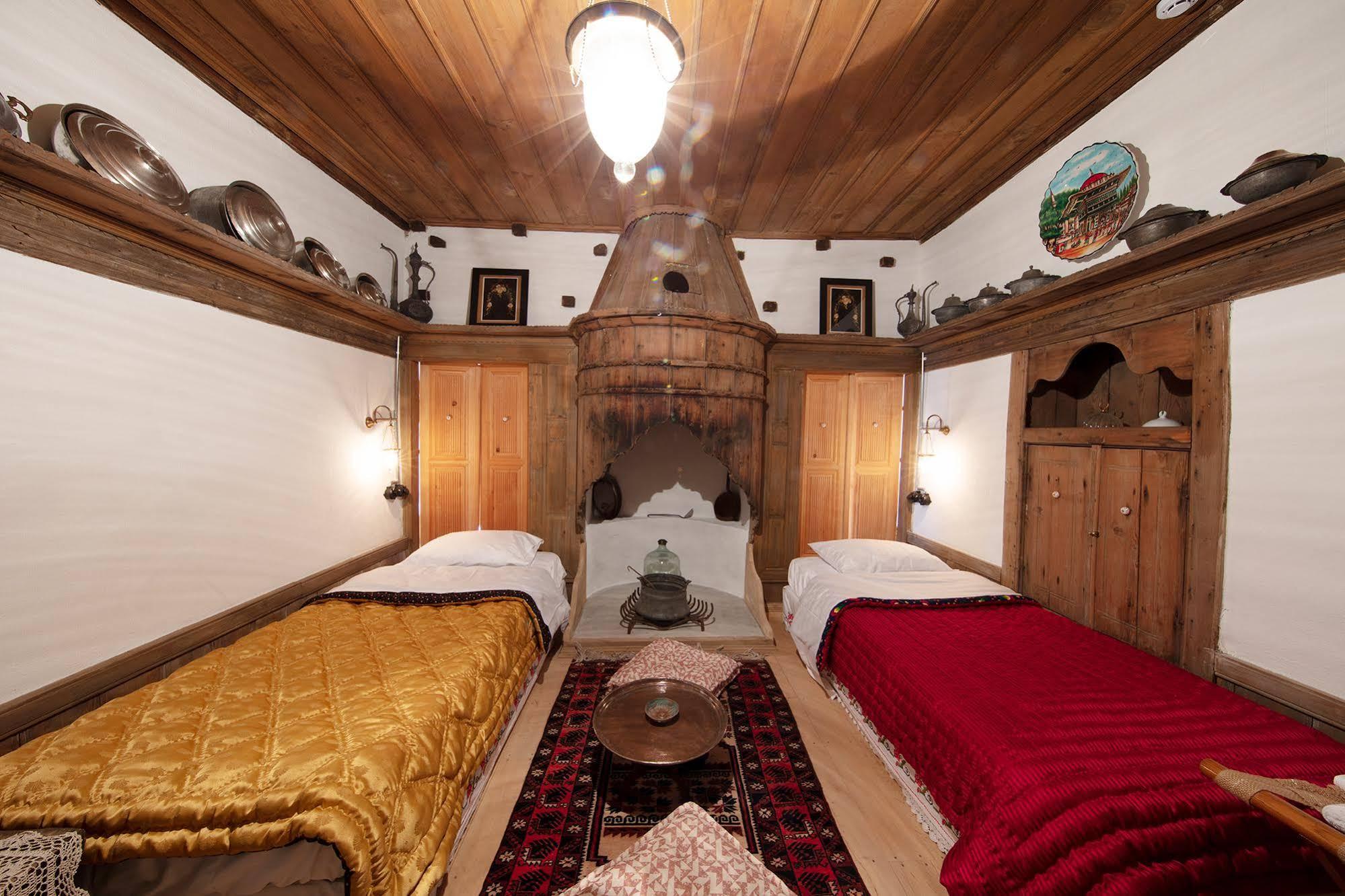 Yeniçeri Ahmet Ağa Konağı Antalya Extérieur photo